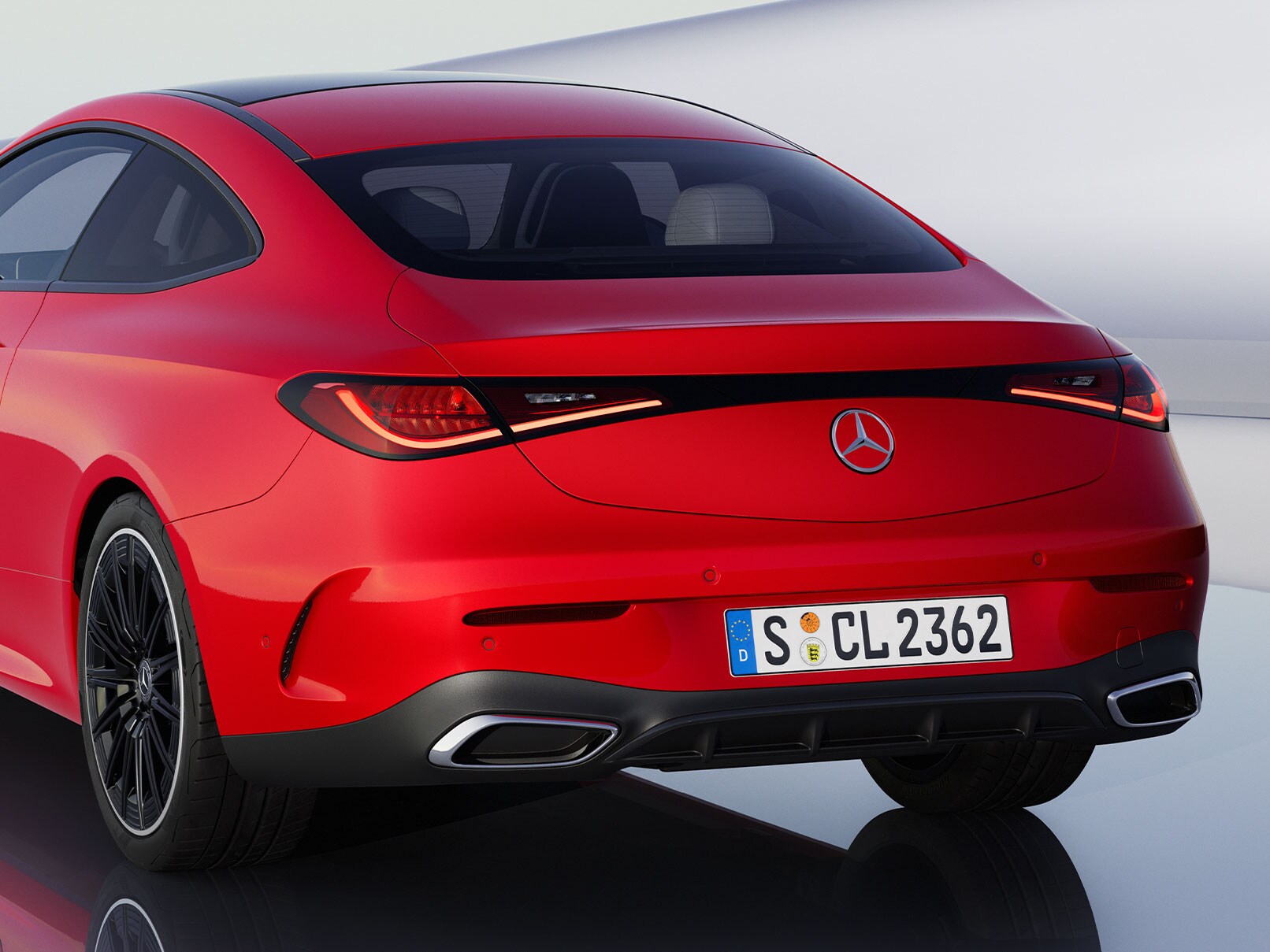 Die Heckansicht eines CLE Coupé von Mercedes-Benz.